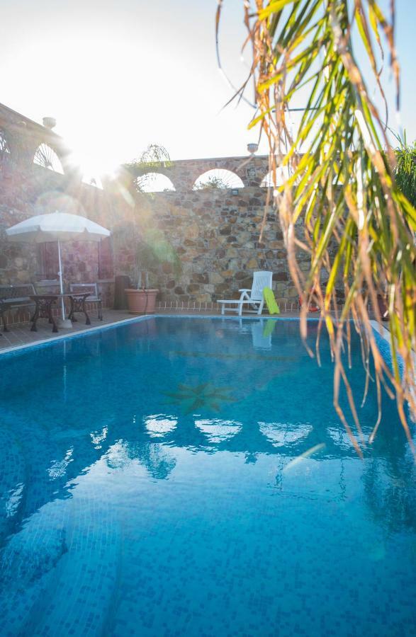 Castello Hotel Valguarnera Caropepe Exterior photo